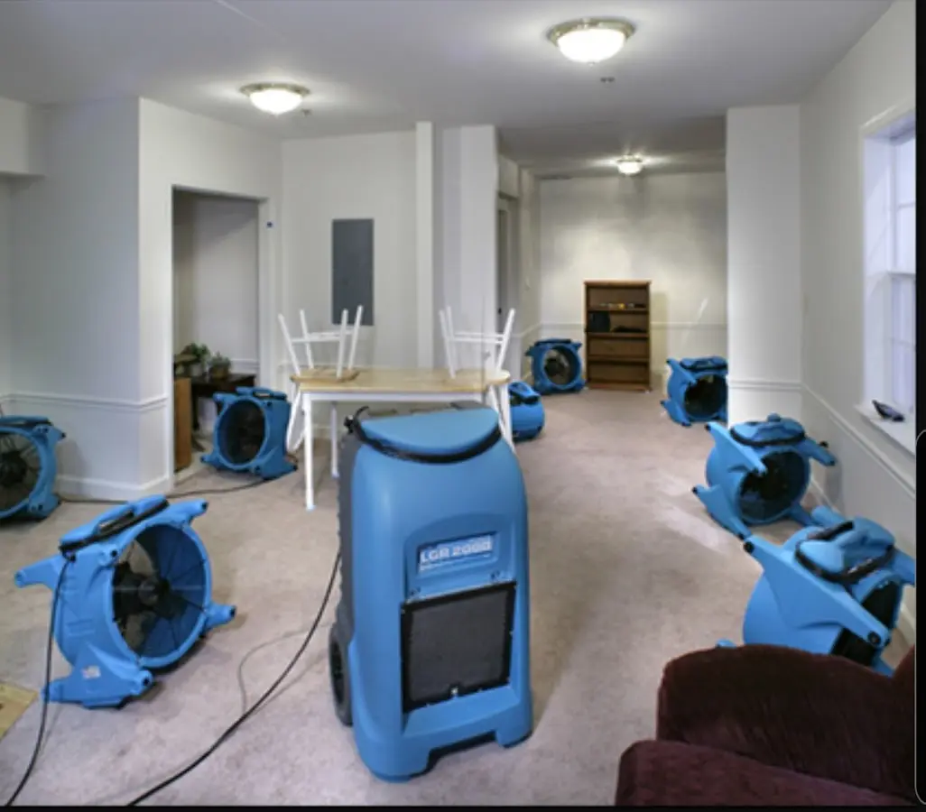 Air movers and dehumidifier setup for Water Extraction & Removal in Jacksonville